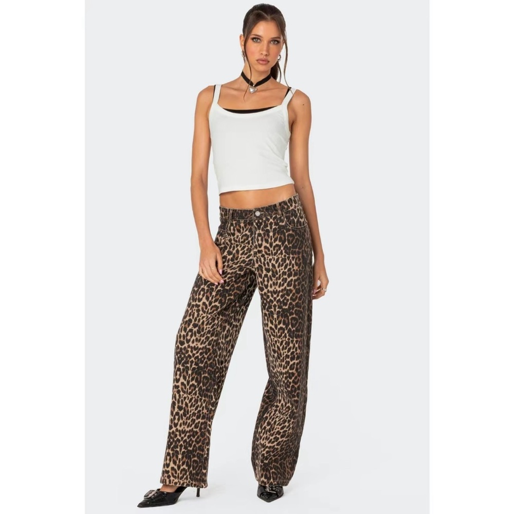 NWT Tik Tok Viral Edikted Low Rise Leopard Print Denim Jeans